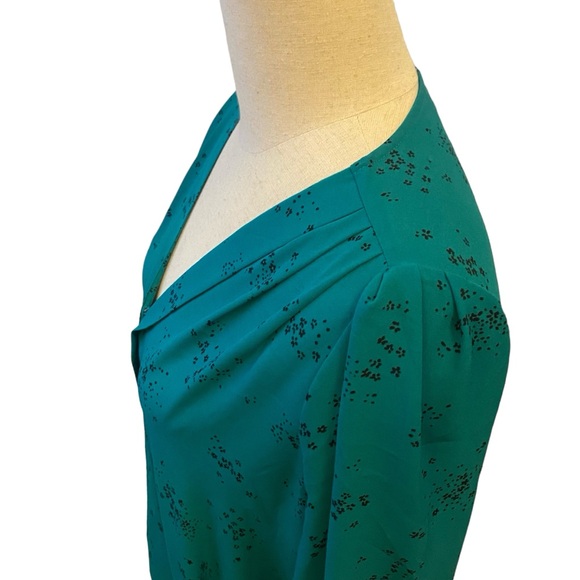 Reitmans asymmetrical blouse - Picture 5 of 5